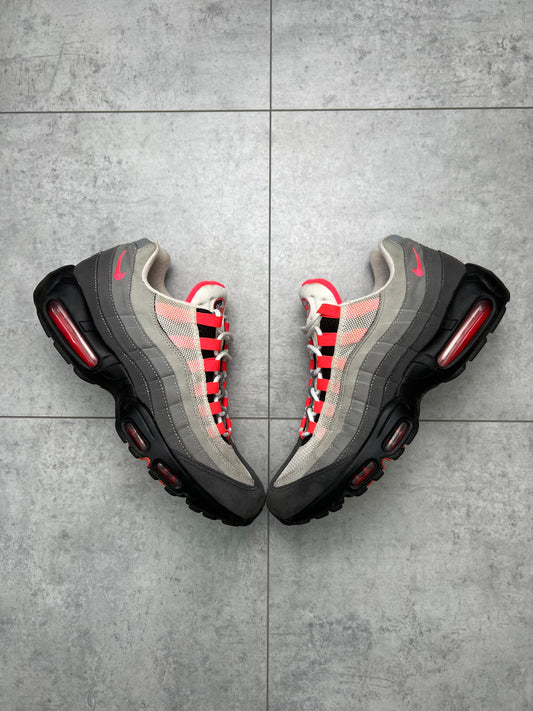 Nike Air Max 95 OG Solar Red 2018 - UK 9.5 - Pre-Loved Condition